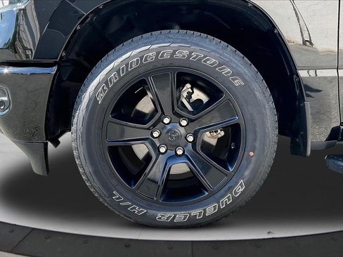 Certified 2024 RAM 1500 Big Horn RWD image 35