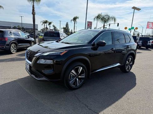 Certified 2023 Nissan Rogue SL w/ SL Premium Package image 3