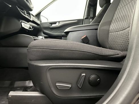 Used 2023 Ford Escape Active w/ Tech Pack #2 AWD/4WD image 17