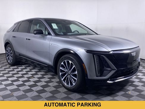 Certified 2024 Cadillac Lyriq Sport w/ LPO, Floor Liner Package AWD/4WD image 21
