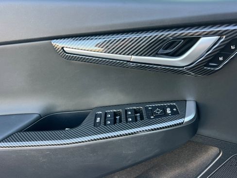 Used 2023 Kia EV6 Light image 11