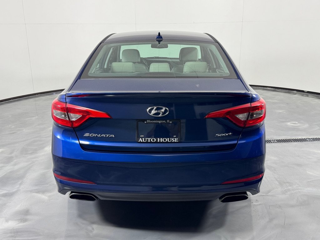 Used 2016 Hyundai Sonata Sport w/ Option Group 03 FWD image 6