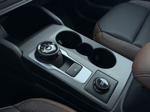 New 2026 Ford Bronco Sport Outer Banks w/ Outer Banks Tech Package+ AWD/4WD image 17
