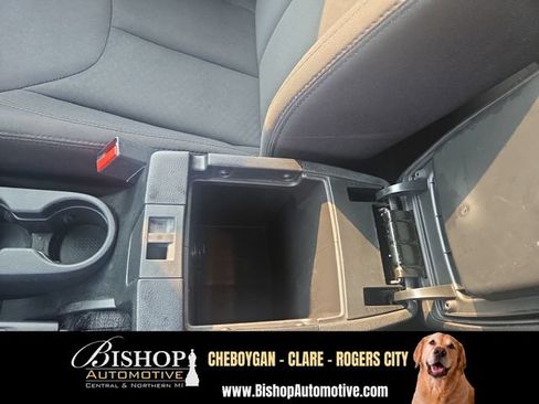 Used 2017 Jeep Wrangler Sport AWD/4WD image 25