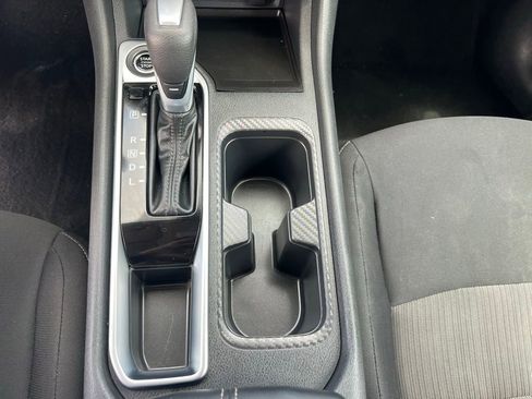 Used 2025 Nissan Sentra SV FWD image 30