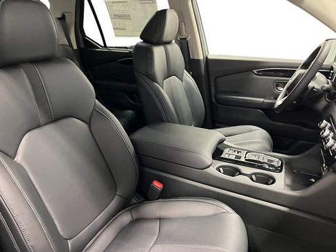 New 2025 Honda Pilot Touring image 35
