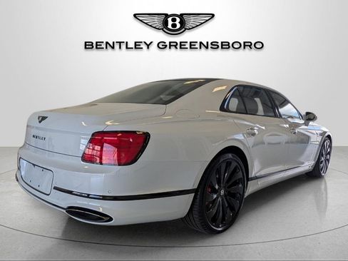 New 2026 Bentley Flying Spur Plug-In Hybrid AWD/4WD image 14
