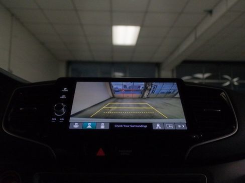 Used 2025 Honda Ridgeline TrailSport image 17