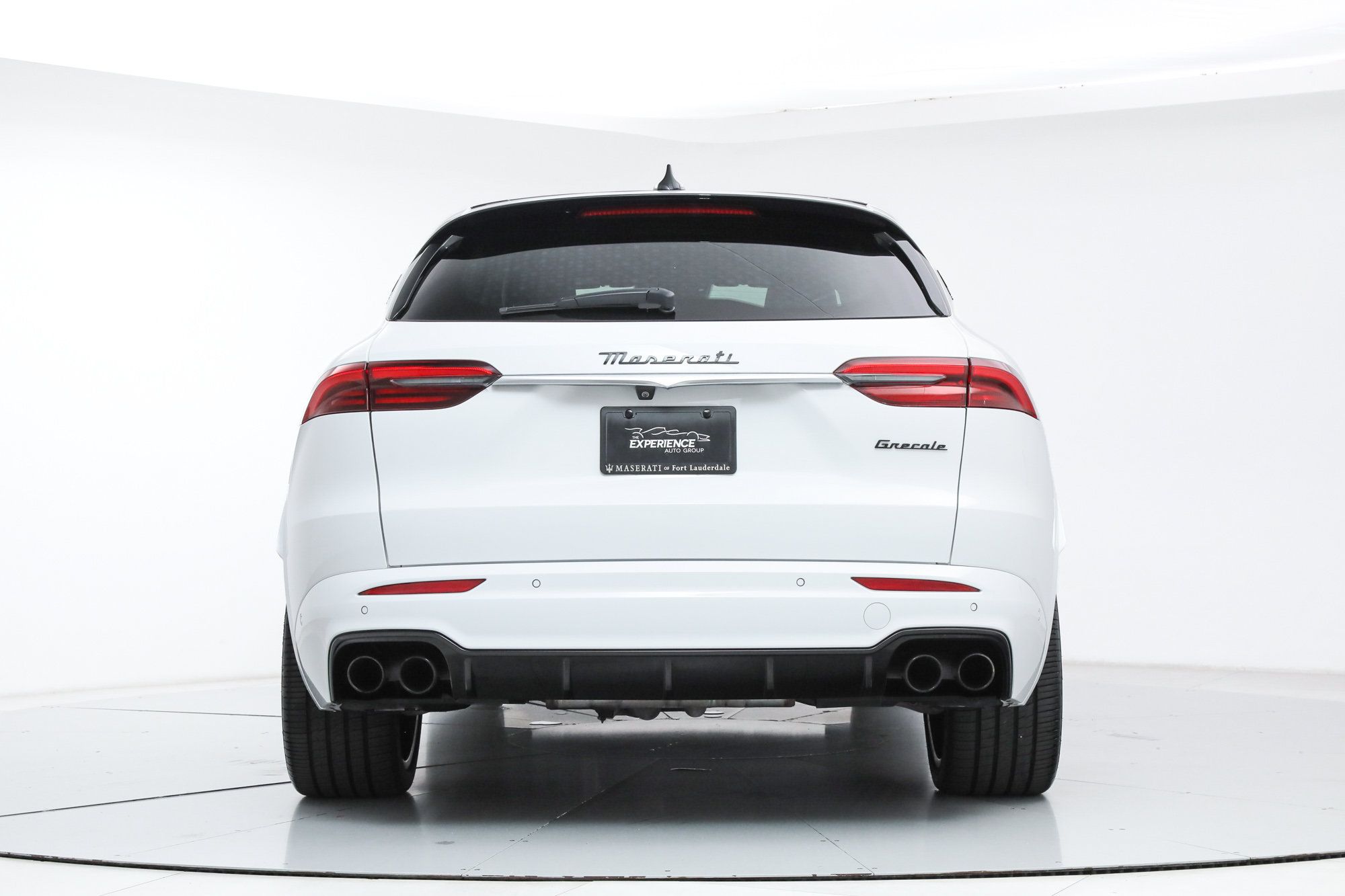 Certified 2023 Maserati Grecale Modena AWD/4WD image 4