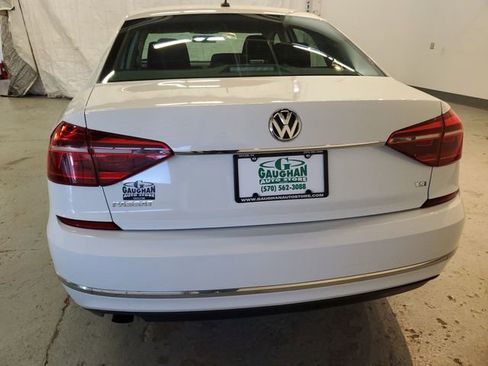 Used 2017 Volkswagen Passat 1.8T S FWD image 5