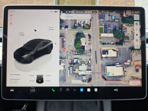 Used 2023 Tesla Model Y Long Range AWD/4WD image 42