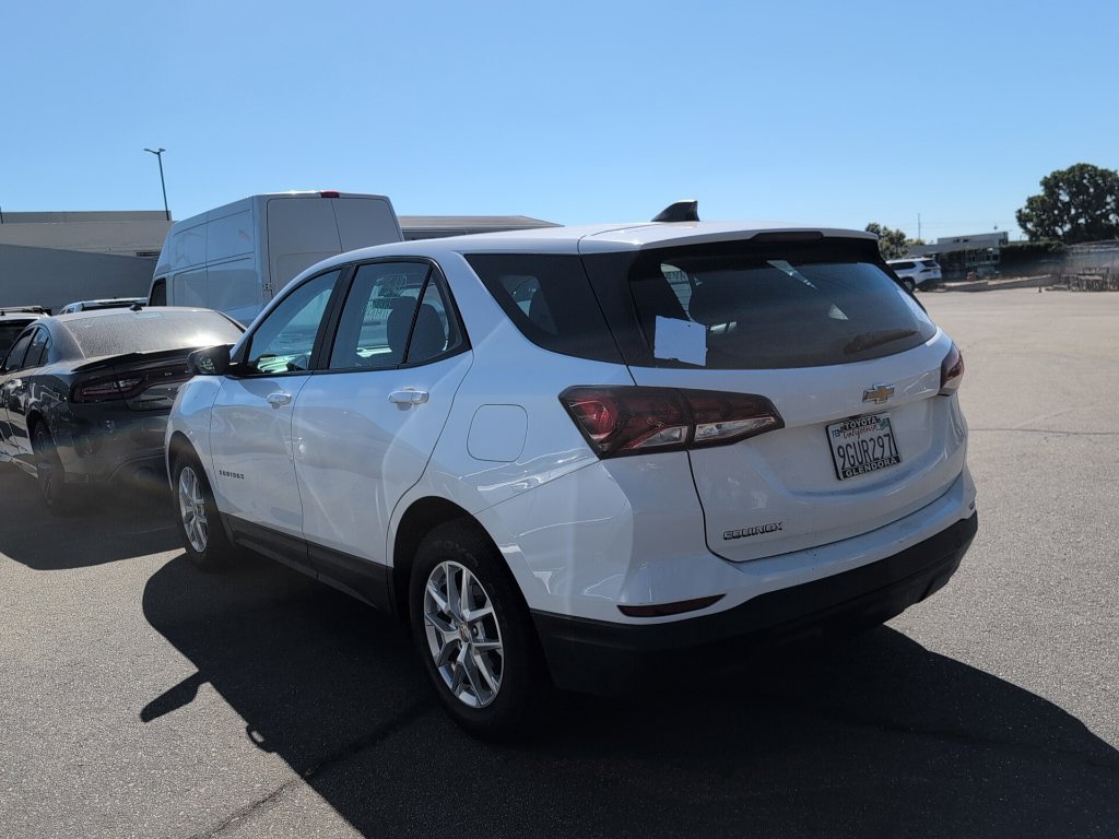 Used 2022 Chevrolet Equinox LS FWD image 6