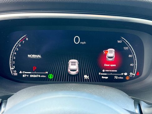 Used 2023 Acura MDX SH-AWD image 43