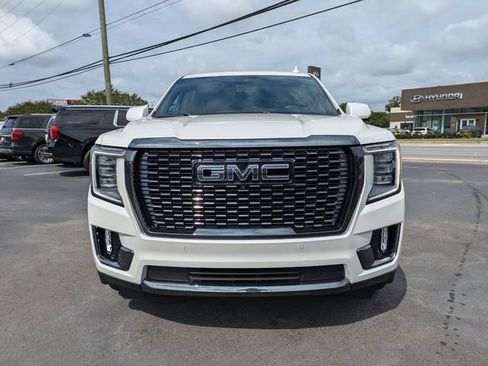 Used 2023 GMC Yukon XL Denali Ultimate AWD/4WD image 10