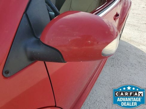 Used 2006 Volkswagen Beetle Convertible w/ Package 2 image 21