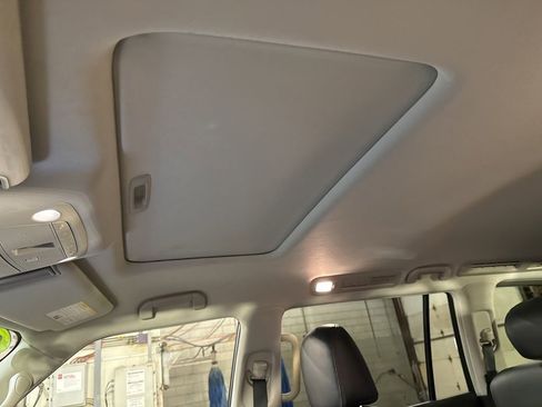 Used 2019 Nissan Armada SL w/ Premium Package image 22