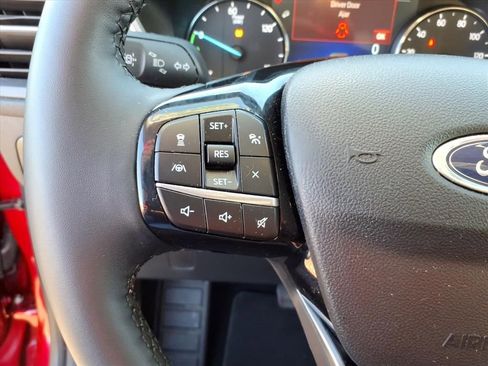 Used 2021 Ford Escape SE w/ Convenience Package image 30