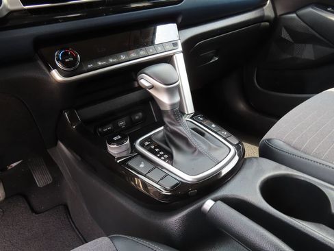 Certified 2023 Kia Seltos S w/ Navigation Package AWD/4WD image 23