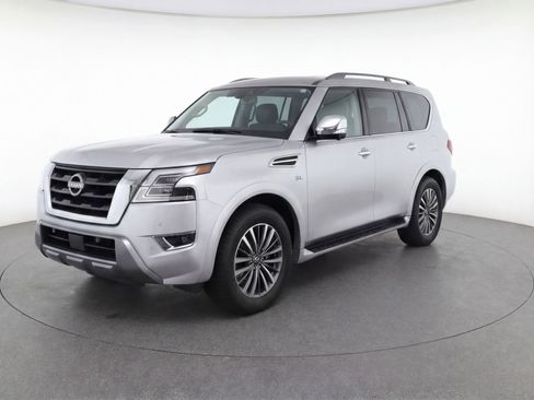 Used 2024 Nissan Armada SL image 3
