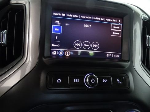 Used 2023 GMC Sierra 1500 Pro w/ Pro Value Package AWD/4WD image 11