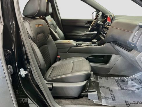 Used 2024 Nissan Pathfinder Rock Creek AWD/4WD image 28
