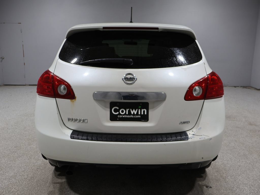 Used 2013 Nissan Rogue S AWD/4WD image 8
