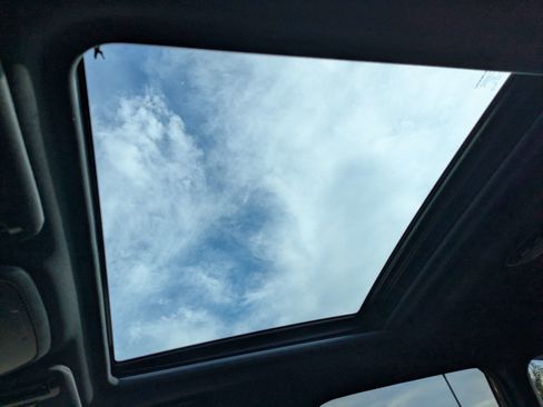 Certified 2025 Subaru Forester Premium w/ Protection Package image 21