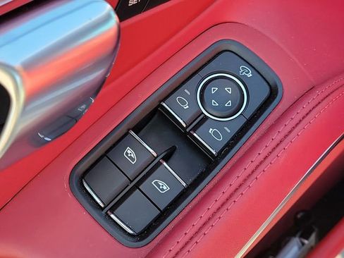Used 2024 Porsche 718 Cayman RWD image 12