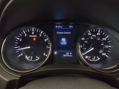Used 2018 Nissan Rogue S FWD image 23