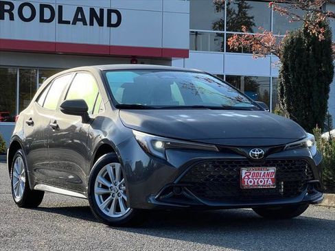 Certified 2024 Toyota Corolla SE FWD image 1
