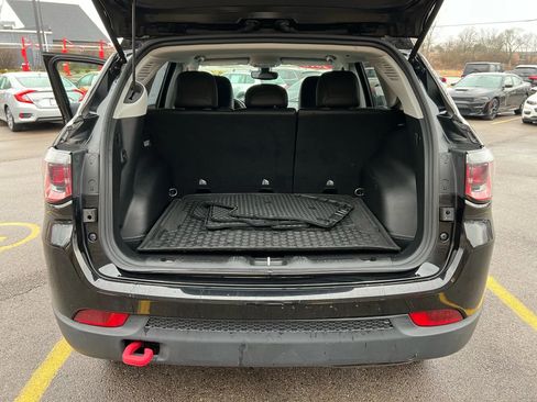 Used 2018 Jeep Compass Trailhawk w/ Cold Weather Group image 22