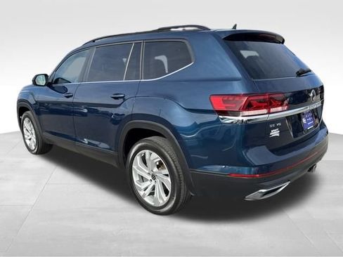 Used 2021 Volkswagen Atlas SE w/ Panoramic Sunroof Package image 3