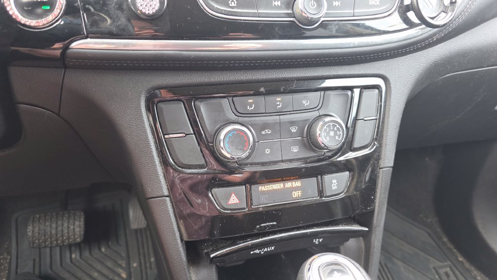 Used 2017 Buick Encore Preferred FWD image 19