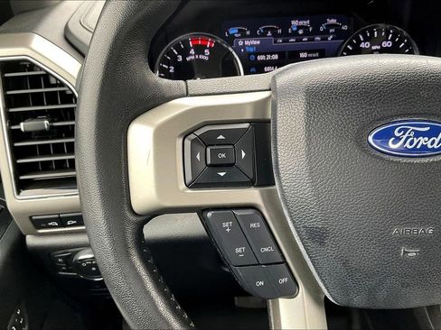 Certified 2021 Ford F450 Lariat w/ Lariat Ultimate Package image 12