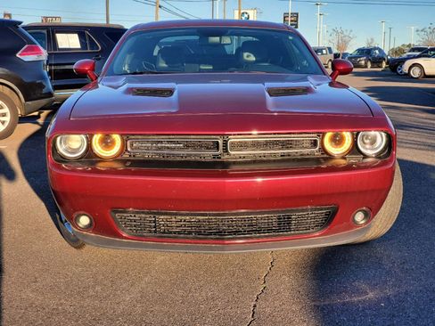 Used 2017 Dodge Challenger GT w/ GT Interior Package image 3