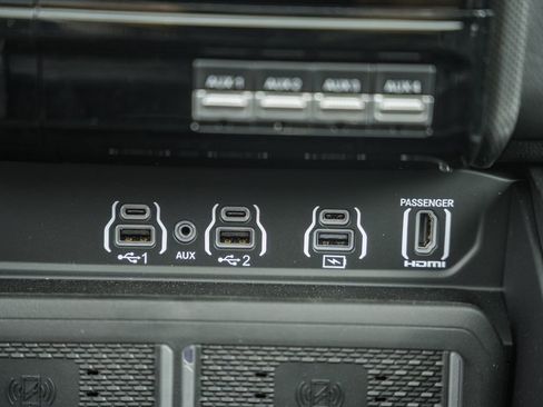 New 2026 RAM 2500 Limited AWD/4WD image 28