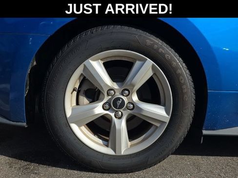 Used 2019 Ford Mustang Coupe RWD image 4