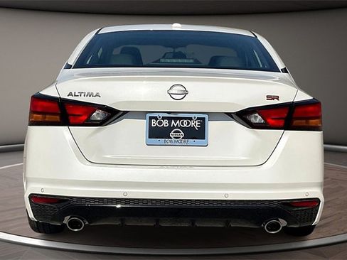 New 2025 Nissan Altima 2.5 SR w/ SR Premium Package image 4