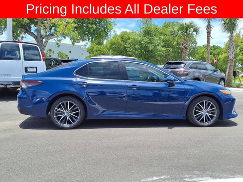 Used 2024 Toyota Camry XLE FWD image 8