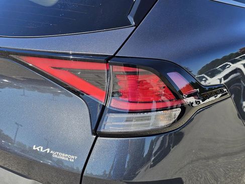 Certified 2024 Kia Sportage EX image 9