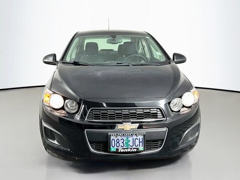 Used 2016 Chevrolet Sonic LT FWD image 3