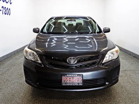 Used 2011 Toyota Corolla LE FWD image 2