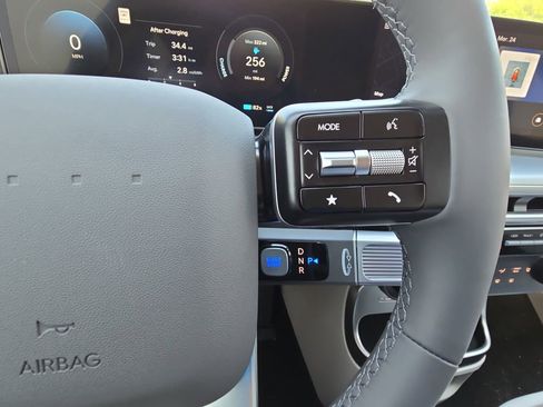 New 2026 Hyundai Ioniq 9 SE AWD/4WD image 19