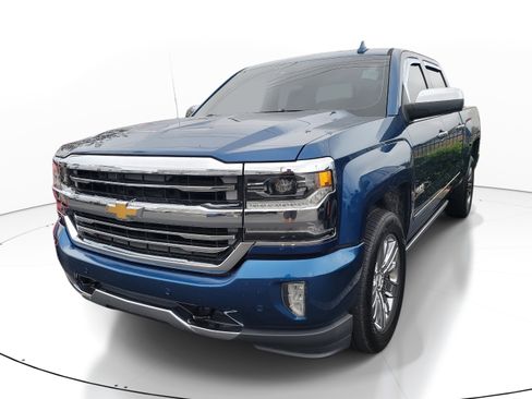 Used 2017 Chevrolet Silverado 1500 High Country image 3