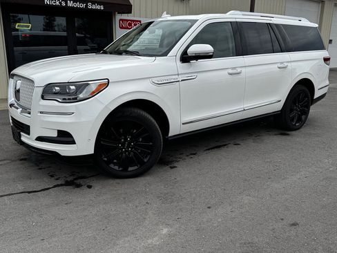 Used 2024 Lincoln Navigator L Reserve w/ Equipment Group 201A AWD/4WD image 1