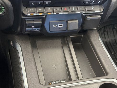 Used 2019 GMC Sierra 1500 AT4 w/ AT4 Premium Package image 19