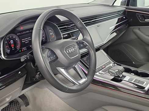 Used 2023 Audi Q7 2.0T Premium Plus w/ Premium Plus Package AWD/4WD image 12