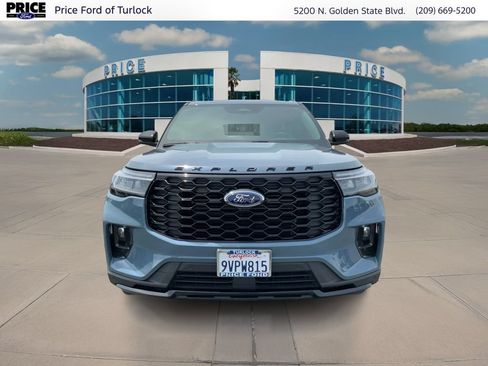 Used 2026 Ford Explorer ST-Line w/ ST-Line Street Pack RWD image 2