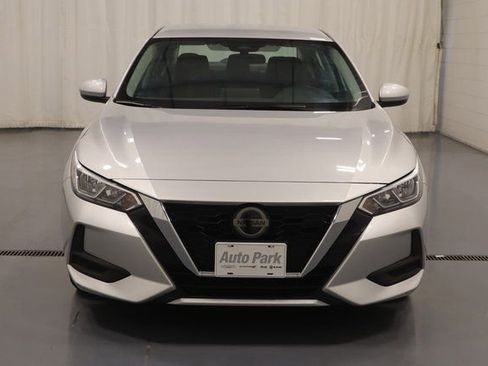 Used 2023 Nissan Sentra SV image 4