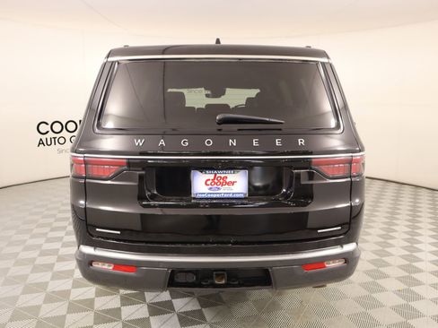 Used 2022 Jeep Wagoneer Series III w/ Flexible Seating Group image 22